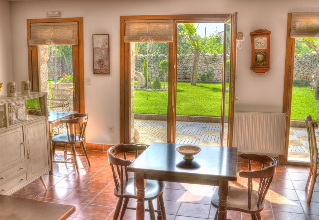 La Casa Del Huerto Hotel Quintanilla-Vivar Esterno foto